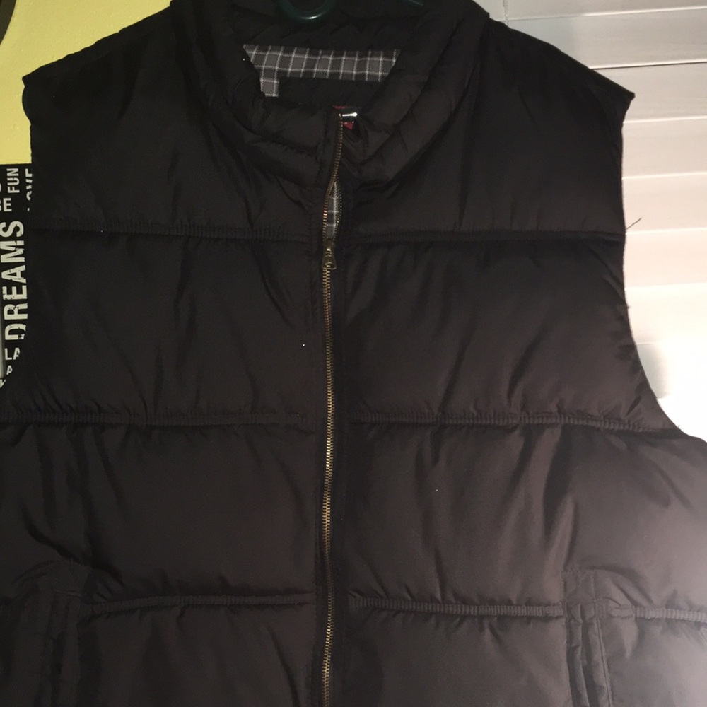 Merona men’s puffer vest